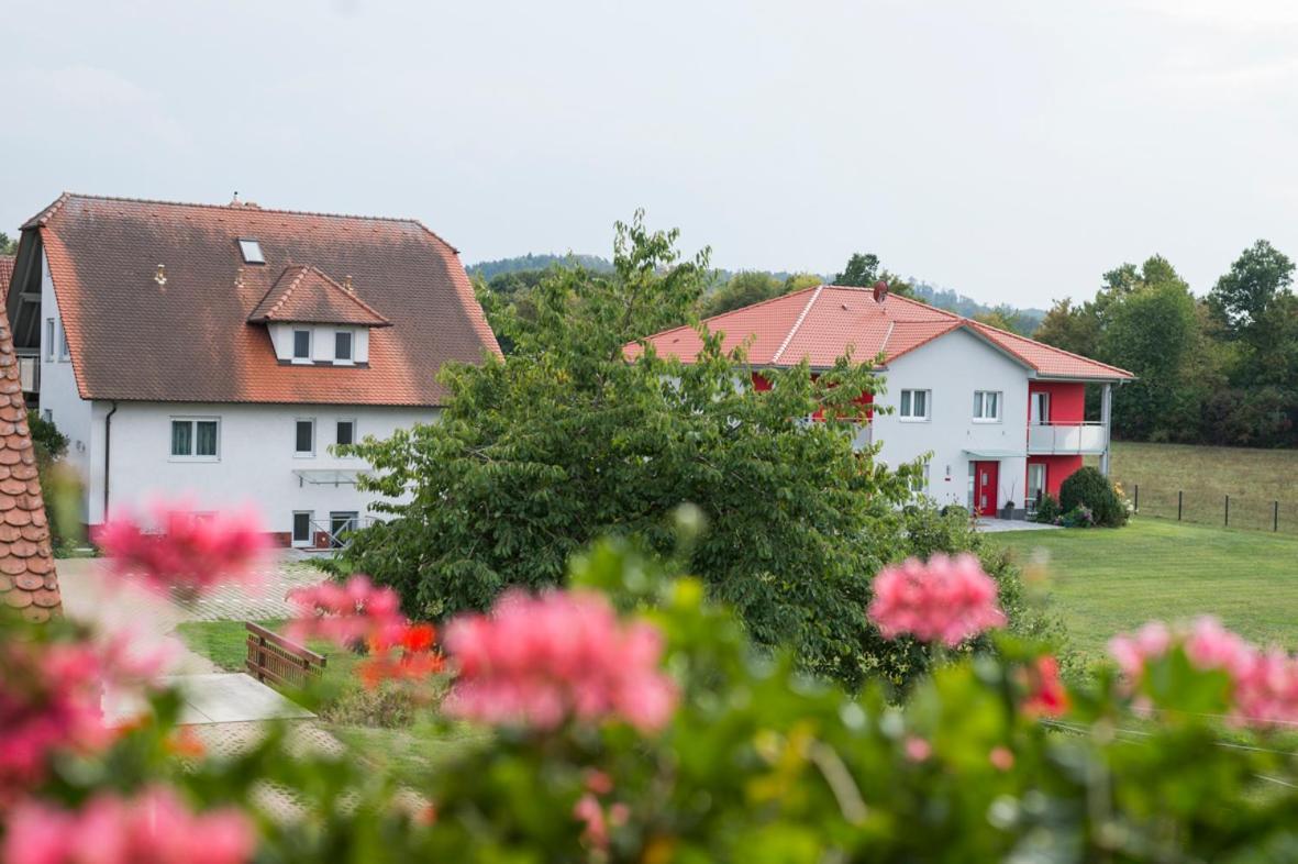 Hofmann'S Apartements & Ferienwohnungen اُبيردَخشتاتين المظهر الخارجي الصورة